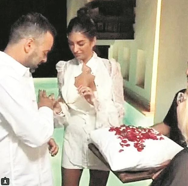 Türkiye'nin 'Paris Hilton'u Süreyya Yalçın'a dudak uçuklatan sürpriz: Ozan Baran çıtayı zirveye çıkardı: eşine 727 Milyon TL'lik jet aldı! - Resim: 7