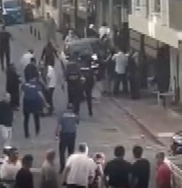 Davul zurna sesi yerini çığlıklara bıraktı: Gelin alırken ortalık savaş alanına döndü - Resim: 7