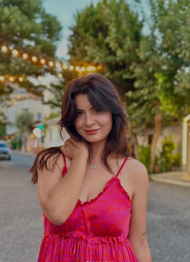 Fenomen gelin adayı Hanife Gürdal iğne ipliğe döndü: Yeni hali şok etti! - Resim: 24