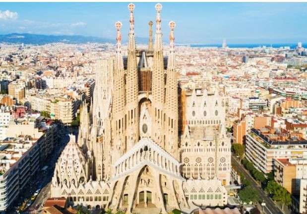 144 yıllık dev projede teknoloji devrimi: Sagrada Familia'nın kuleleri tamamlandı - Resim: 1