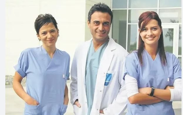 Doktorlar’ın Ela ve Zenan’ı yıllar sonra bir arada: Son halleri olay oldu - Resim: 4