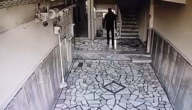 Hırsız kamerayı görünce şok oldu: Teslim oldu - Resim: 5