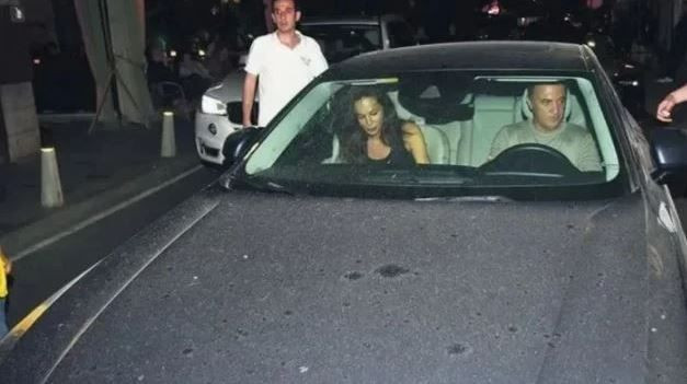 Güzide Duran ve Adnan Aksoy’un çekişmeli boşanmasında detaylar belli oldu: 18 yıllık evlilik 15 dakikada bitmişti... - Resim: 15