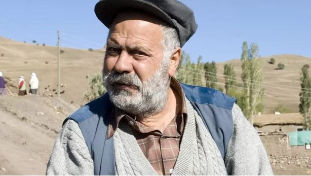 Usta oyuncu Ali Ekber&rsquo;den &uuml;zen haber: Ent&uuml;be edildi&hellip; Hayati tehlikesi s&uuml;r&uuml;yor - Resim : 2