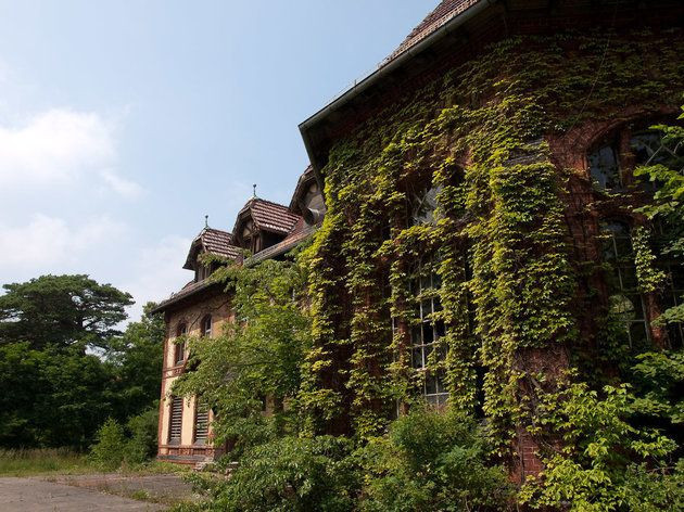 Dünyanın en karanlık hastanesi... Hitler’in odasından katillerin av sahasına - Resim: 4