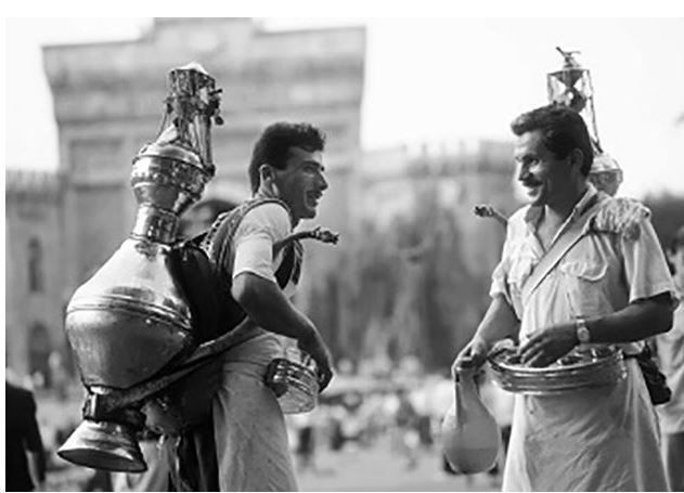 Bir dönem Osmanlı sokaklarında yankılanıyorlardı: Sanayi devrimiyle kaybolan Osmanlı meslekleri - Resim: 12