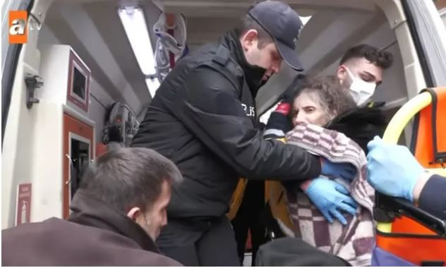 İstanbul&rsquo;un g&ouml;beğinde dehşet evi: Kızım bize &ouml;l&uuml; eti yediriyor - Resim : 2