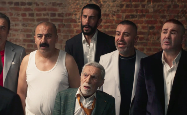 Kolpaçino filmiyle yıldızı parlamıştı, Ünlü oyuncu siyasete atıldı - Resim: 7