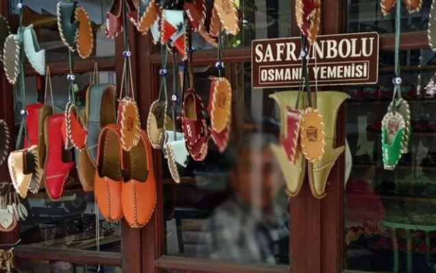 Bir dönem Osmanlı sokaklarında yankılanıyorlardı: Sanayi devrimiyle kaybolan Osmanlı meslekleri - Resim: 7