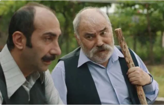 Usta oyuncu Ali Ekber&rsquo;den &uuml;zen haber: Ent&uuml;be edildi&hellip; Hayati tehlikesi s&uuml;r&uuml;yor - Resim : 3