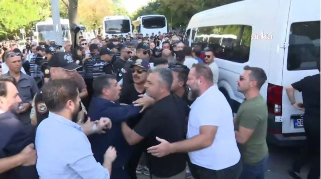 İYİ Parti Milletvekili Selçuk Türkoğlu beyin kanaması geçirdi - Resim : 1