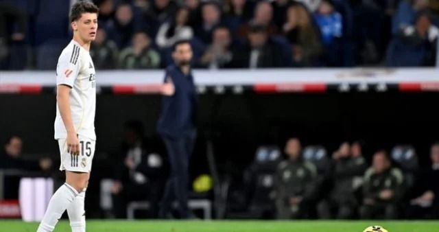 Türkiye maçı öncesi Romanya'yı Arda Güler korkusu sardı: Manşetlere taşıdılar - Resim: 7