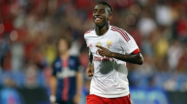 Arda Güler frikik golüyle Neuer'i avladı: Türkiye'den 2 tanıdık isim de bunu başarmıştı - Resim: 6