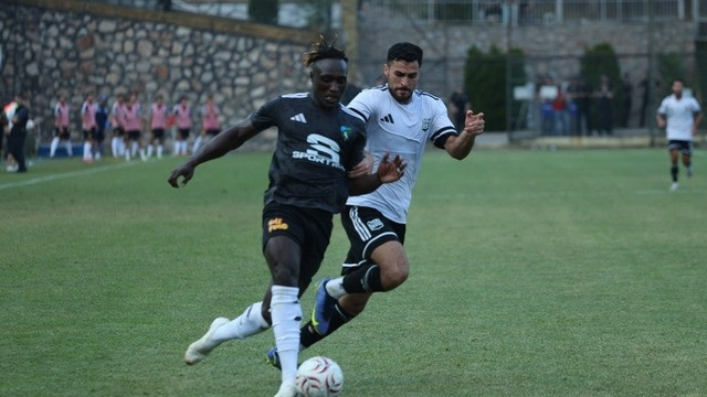 Kocaelispor hazırlık maçında sahadan beraberlikle ayrıldı - Resim : 1