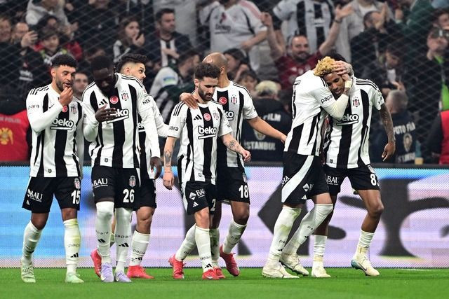 Beşiktaş - Galatasaray derbisi öncesi Dolmabahçe'deki istatistikler dikkat çekici - Resim: 2