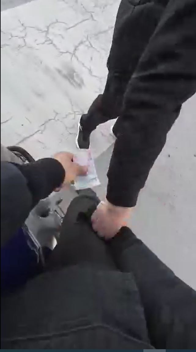 Ankara&rsquo;da şehir eşkıyaları yol kesti: Hem parasını hem anahtarını aldılar - Resim : 3