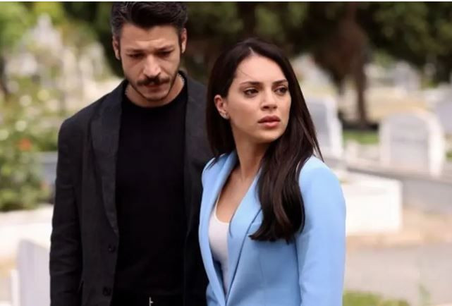 İnci Taneleri 3. sezonuyla fırtınalar estirecek “Ya oynayacaz ya oynatacaz” 4 isim birden veda ediyor - Resim: 7