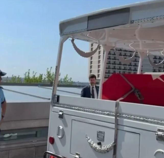 Usta sanatçı Zihni Göktay'a veda: Son yolculuğuna uğurlandı - Resim: 3