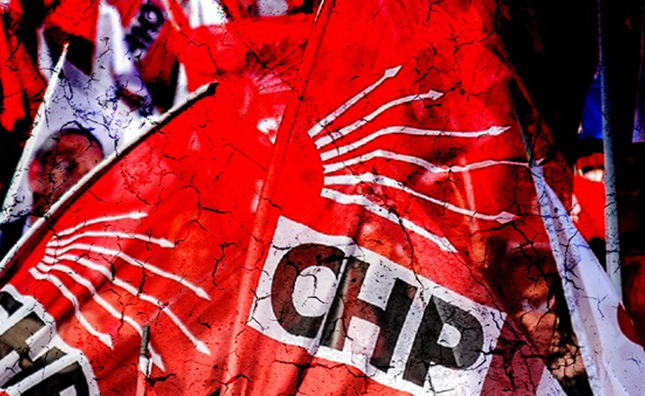 Eski CHP'li vekilden 'CHP kapatılsın' çıkışı - Resim: 1