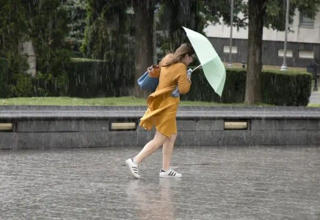 Meteoroloji’den 14 ile sarı kodlu uyarı: İstanbul’da gök gürültülü sağanak - Resim: 10