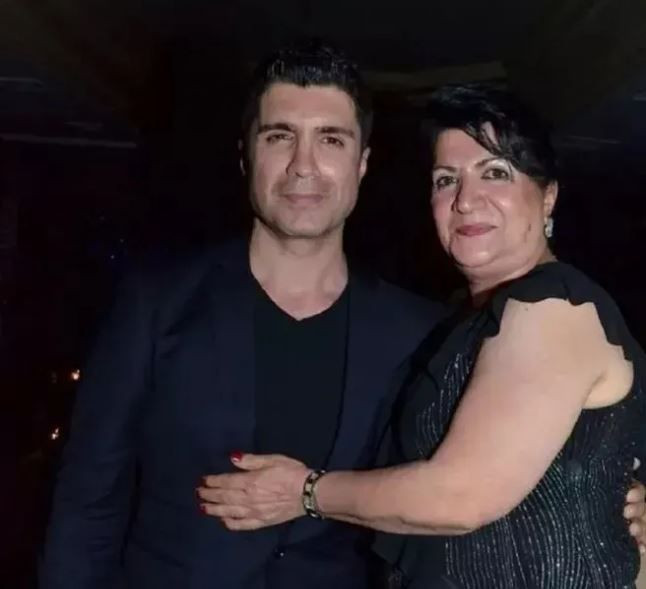 Özcan Deniz annesi için kırgınlıkları unuttu: Hastaneye koştu, tedaviyi bizzat üstlendi - Resim: 7
