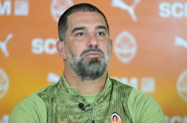 Özel jet Arda Turan için havalandı: Milli Takım'da geri sayım - Resim: 2