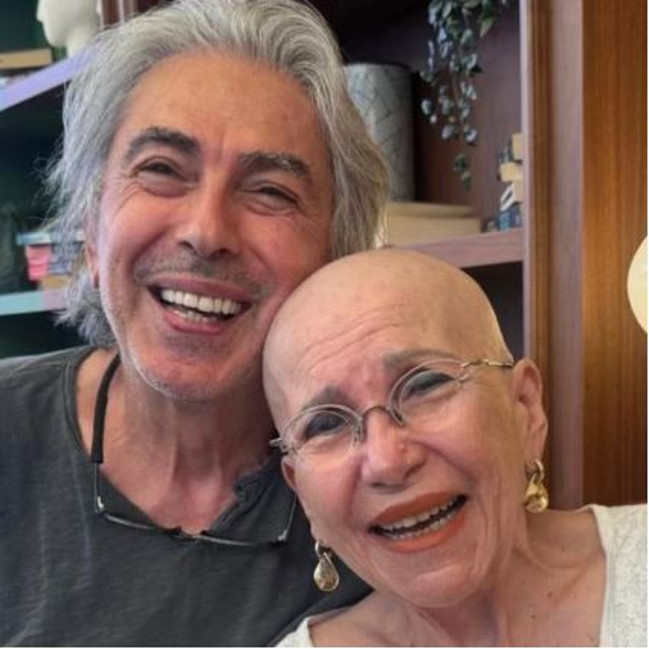 ‘Sihirli Annem’in Perihan Teyze'si Gül Onat saçlarını kazıttı: Son hali yürekleri burktu - Resim : 4
