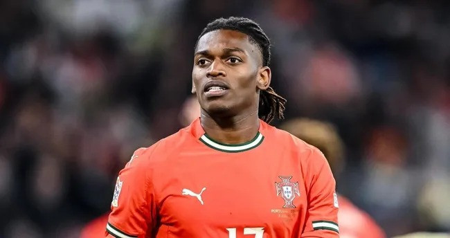 Portekiz'de Ronaldo'dan sonra 7 numara el değiştirdi: Yeni sahibi belli oldu - Resim : 2