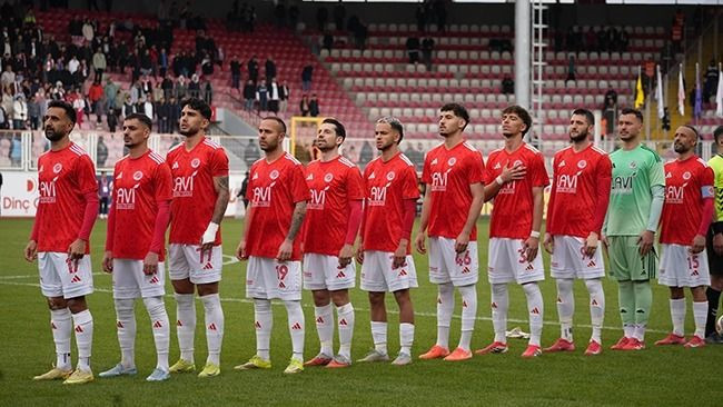 Türkiye'de profesyonel futbol liglerinde 5. şampiyon belli oldu: Yarına 2 ekip daha yolda - Resim: 10