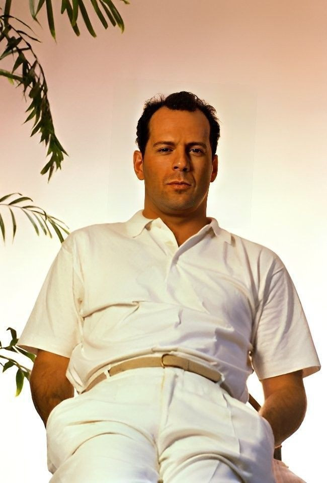 Bruce Willis Kaliforniya’da görüntülendi: Eşi Emma Heming iletişim sırrını paylaştı - Resim: 5