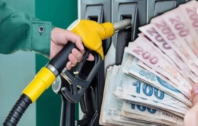 Akaryakıta cumhuriyet tarihinin en büyük zammı geliyor: Gözler saat 16.00'da - Resim: 8