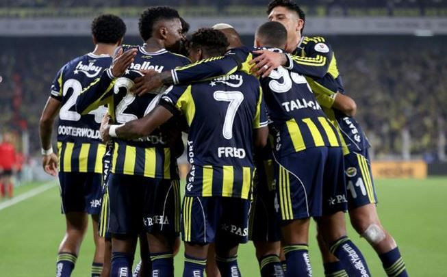 Fenerbahçe’de derbi öncesi dev müjde - Resim: 3