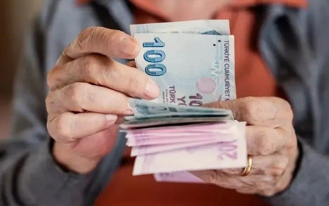 Emeklilere ATM eziyeti: İsyan ettiler - Resim: 7