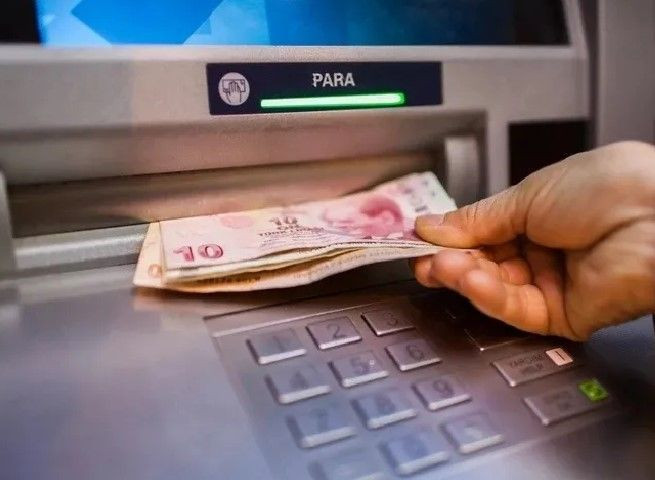 Emeklilere ATM eziyeti: İsyan ettiler - Resim: 3