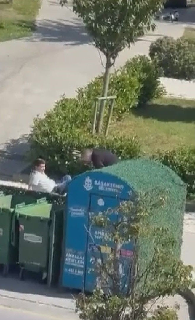 Başakşehir’de parkta alacak hesaplaşması: Silahlar çekildi, 2 kişi yaralandı - Resim: 2