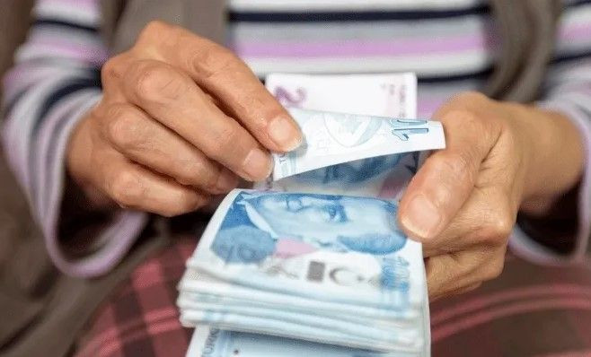 Emeklilere ATM eziyeti: İsyan ettiler - Resim: 11