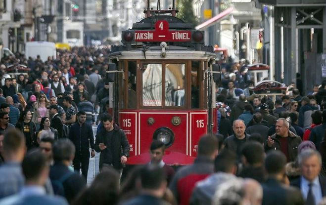 Cüzdandaki yangın algıyı yıktı: Çarpıcı ekonomi anketinde AK Parti’yi üzecek tercih - Resim: 1