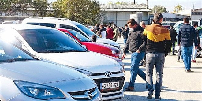 İkinci el araç alacaklar dikkat: Kilometre oyununa PTT engeli... 16 milyon kişi yararlandı - Resim: 1