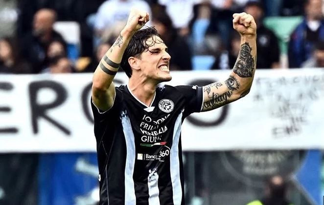 Zaniolo tatildeyken kabus yaşadı: Udine'deki evine hırsız girdi - Resim: 4