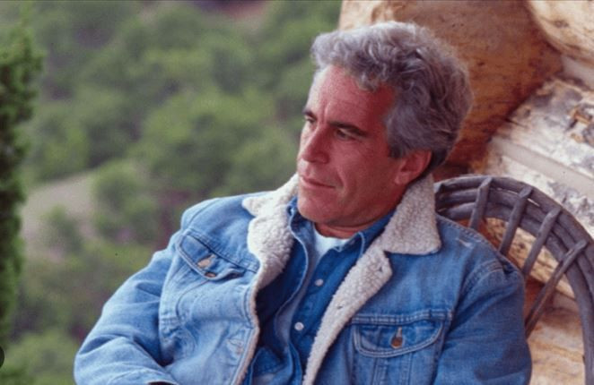 Yeni skandal ortaya çıktı: Epstein’in kayıp silahları - Resim: 6