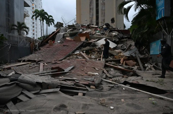 Venezuela'da 7'nin üzerinde 2 büyük deprem: Çok sayıda ölü var, OHAL ilan edildi - Resim : 4