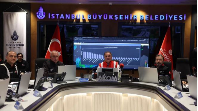 İBB Başkan vekilinden Nuri Aslan'dan İstanbullulara çağrı: Gerekmedikçe evinizden çıkmayın - Resim : 2