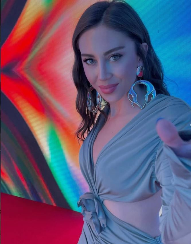 Serhan Onat'ın Survivor macerası bitti: Nişanlısı Merve Küsmenoğlu'ndan destek paylaşımı - Resim: 1