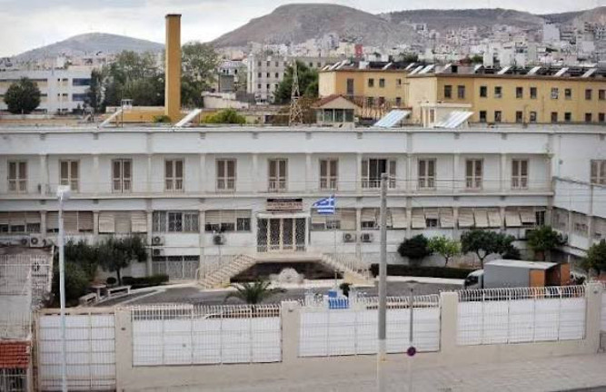 Yunanistan'da cezaevinde alarm: Türk mahkumun iade direnişi isyana dönüştü - Resim : 5