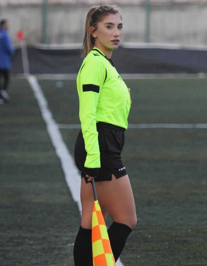 Elif Karaarslan yeni mesleğiyle servet kazanıyor: Hakemlikten ihraç edilmişti... - Resim: 16