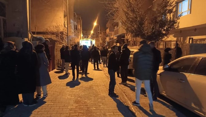 Sahur vakti dehşet: 18 yaşındaki genç kız babasını öldürdü - Resim : 1