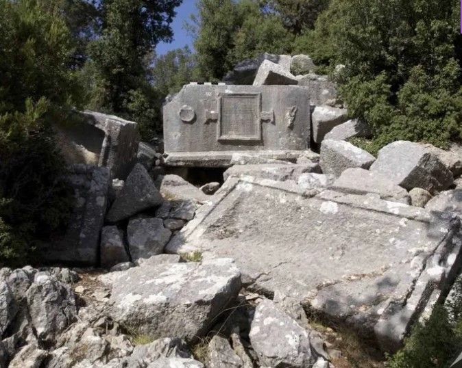 Dünyada tek: UNESCO Türkiye’deki bu taş için acil toplandı: Yaşamın sırrını taşa kazımışlar - Resim: 3