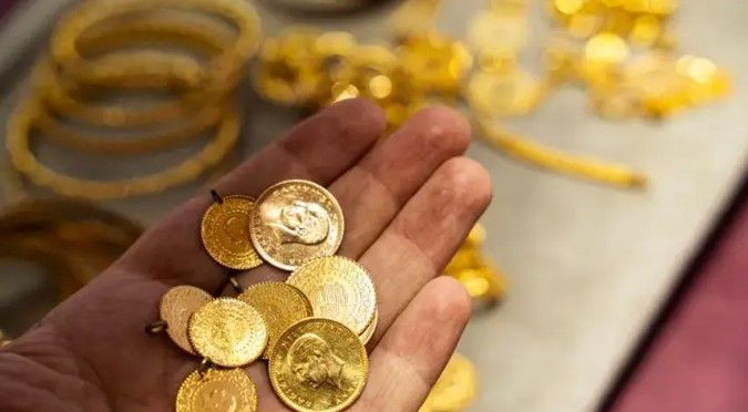 Altın yatırımcılarına kritik uyarı: Dev banka tahminlerini değiştirdi - Resim: 8