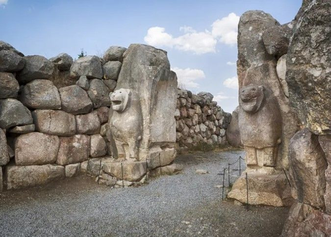 Dünyada tek: UNESCO Türkiye’deki bu taş için acil toplandı: Yaşamın sırrını taşa kazımışlar - Resim: 7