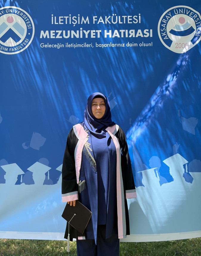 Üç çocuk annesi: Üniversiteye tarih yazarak mezun oldu - Resim : 6